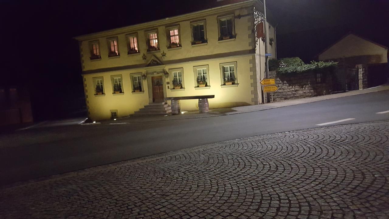 Der Patrizierhof - Weingut Gasthof Hotel - Familie Grebner Grosslangheim Esterno foto