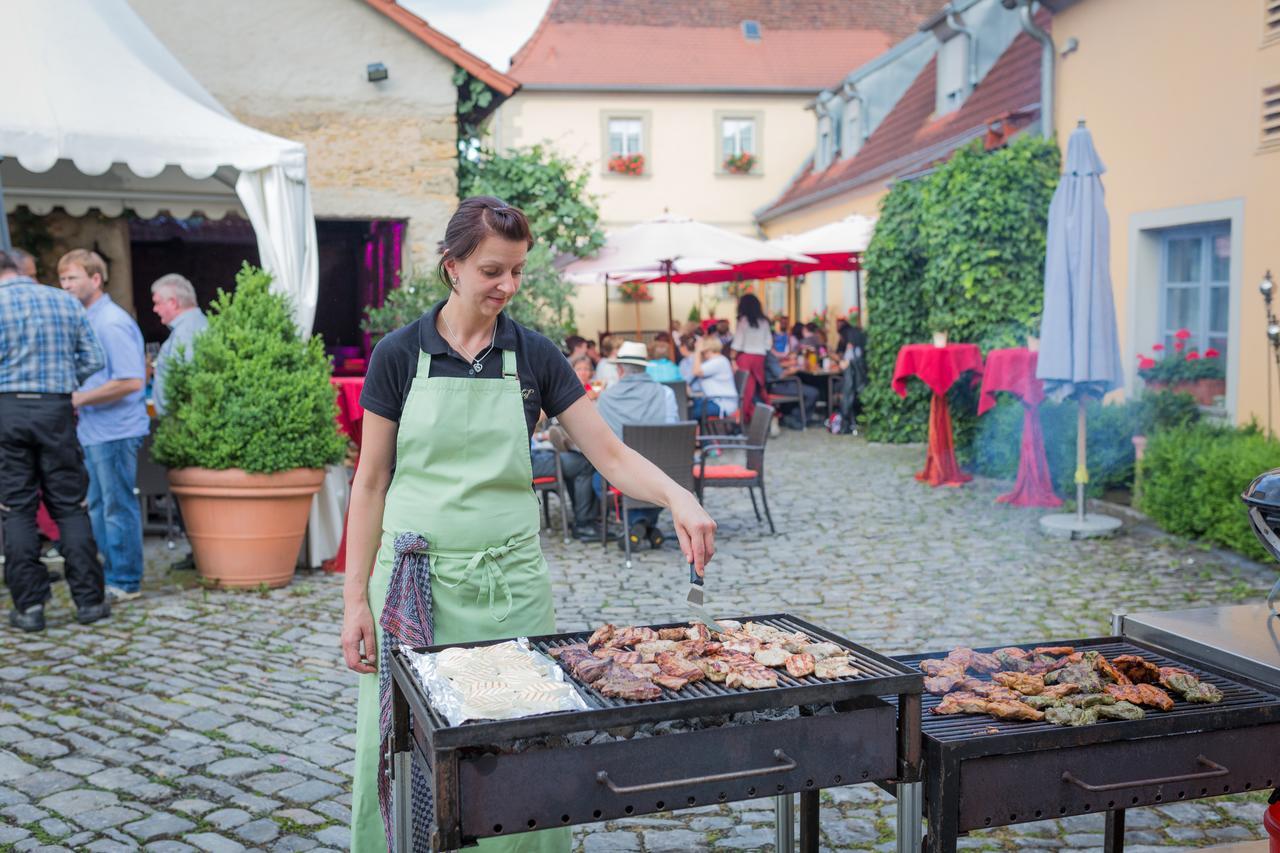 Der Patrizierhof - Weingut Gasthof Hotel - Familie Grebner Grosslangheim Esterno foto